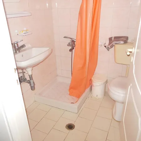 アパート Helonata