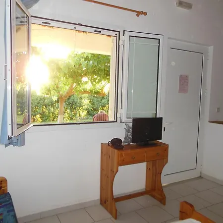 Helonata Apartment Arkoudi