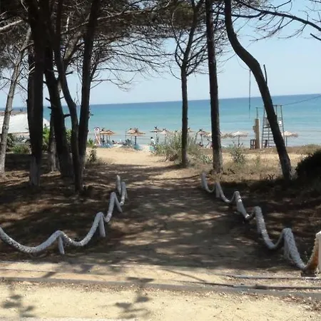 Helonata アパート *